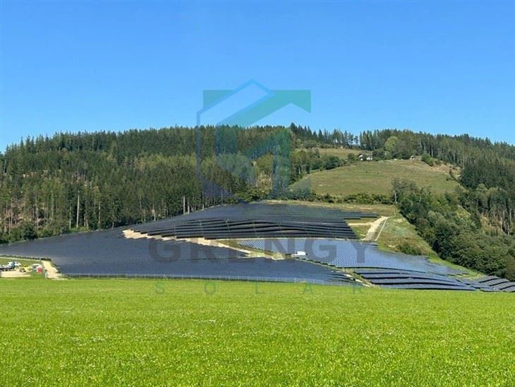 Ground Mounted Solar Structure