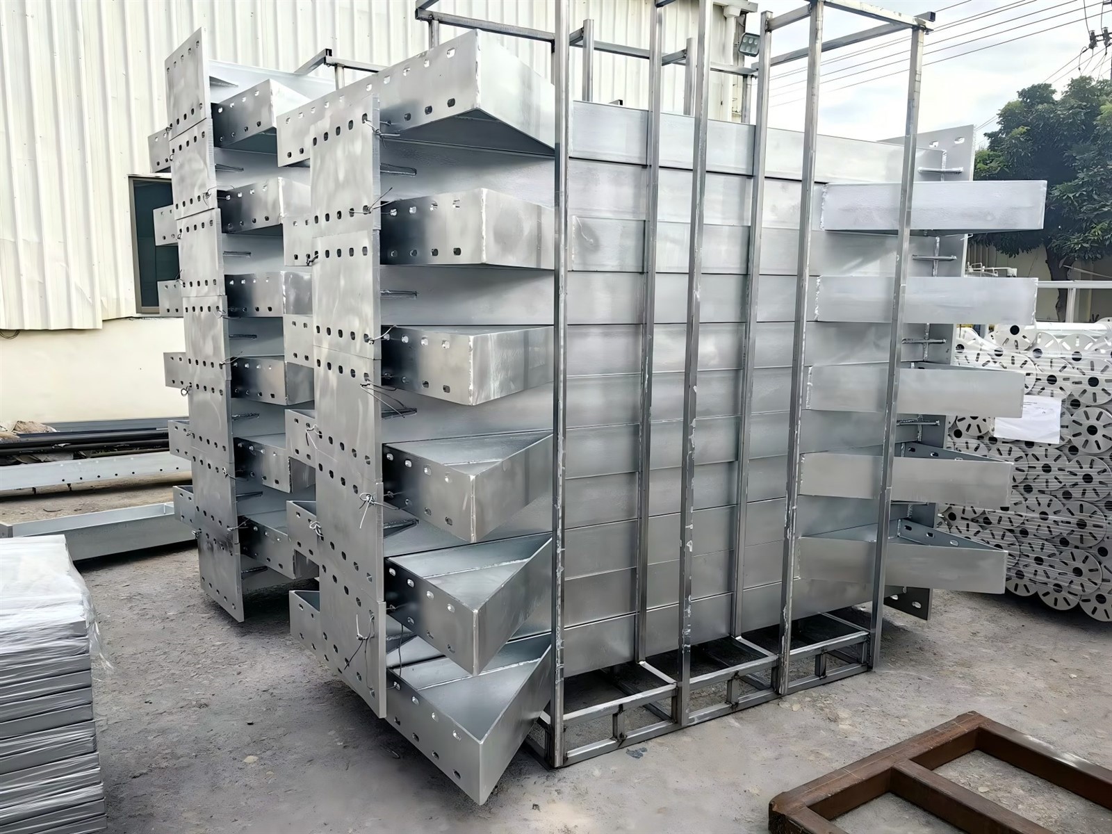 Hot-Dipped Galvanized Solar Carport Mounting Loading Hot-Dipped Galvanized Solar Carport Mounting Loading