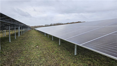 Система кріплення паль на подвійній колоні з фіксованим нахилом